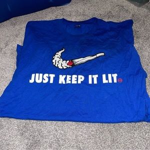 Planet Grapes “Keep it Lit” T-Shirt XL Mens